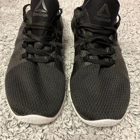 REEBOK 9 Unisex Black Sneakers - Picture 4 of 9